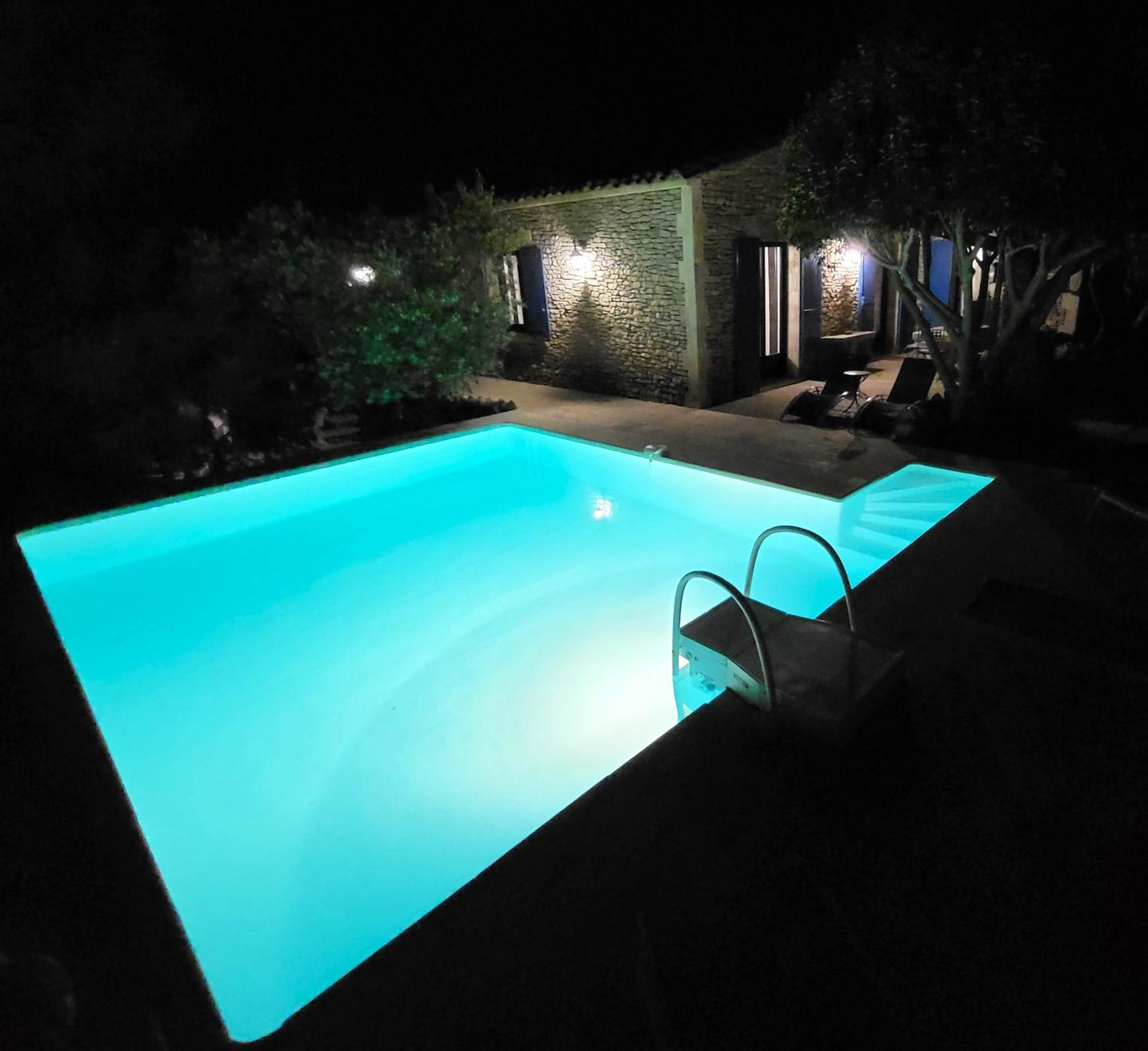Villa La Massette Du Cheval Blanc De Caractère En Pierre Sèche *